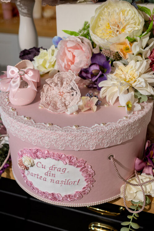 Set complet botez (trusou) - Anne + Claire - roz - imagine 12