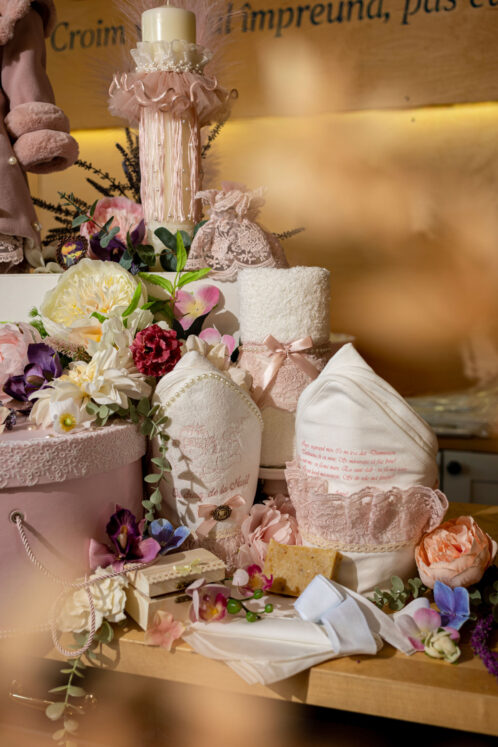 Set complet botez (trusou) - Anne + Claire - roz - imagine 7
