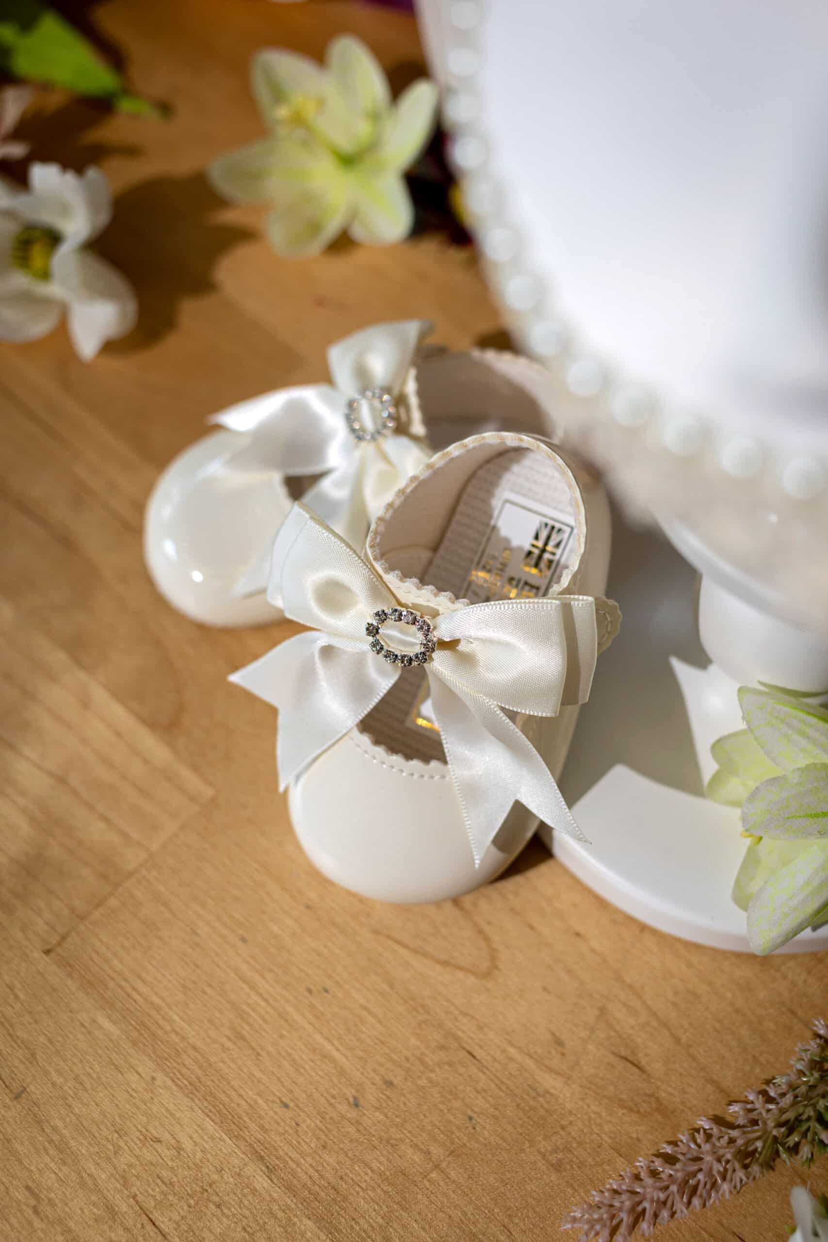 Set Capă+ Rochiță Emily ivoire 3 Set Capă+ Rochiță Emily ivoire - imagine 3