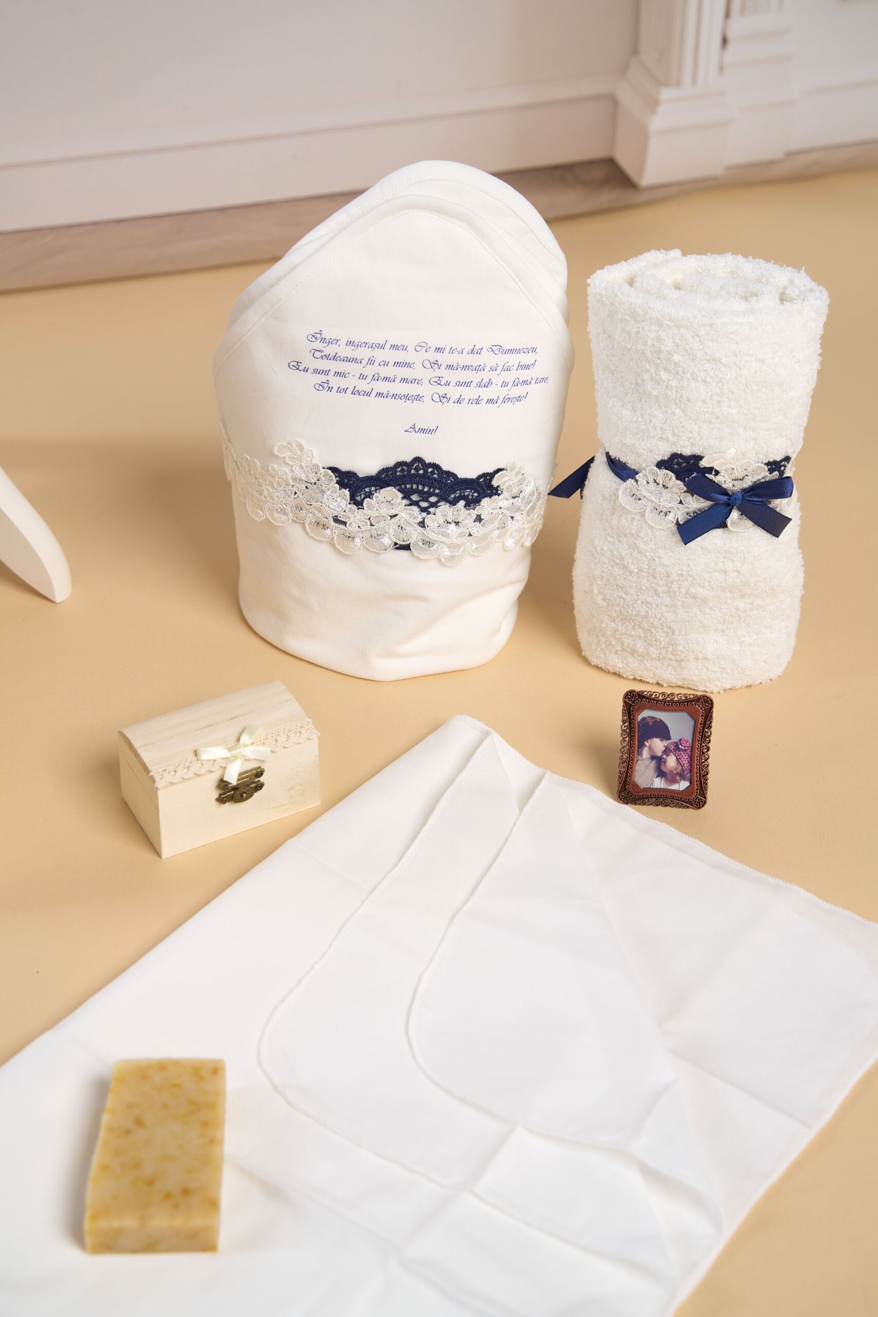 Set Micul Prinț Bleumarin + Trusou + Lumânare 6 Set Micul Prinț Bleumarin + Trusou + Lumânare - imagine 6