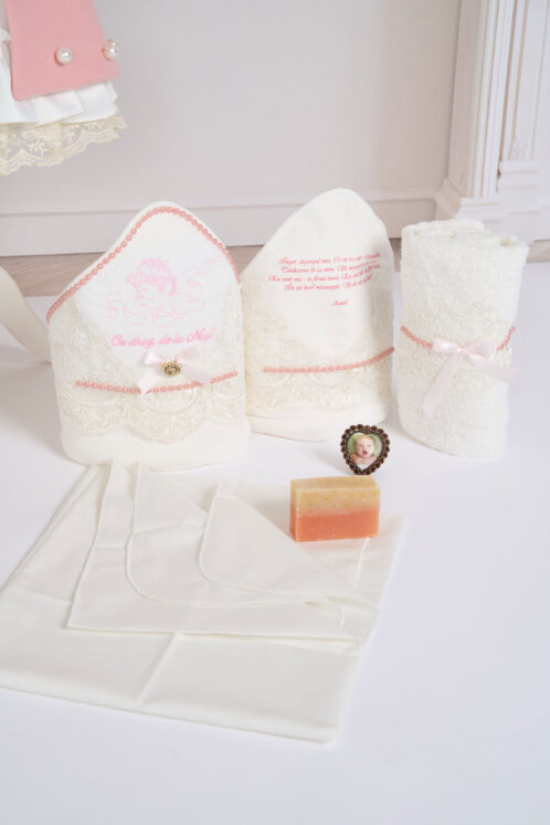 Set Iris ivoire + Palton Anne roz + Trusou + Lumânare - imagine 5