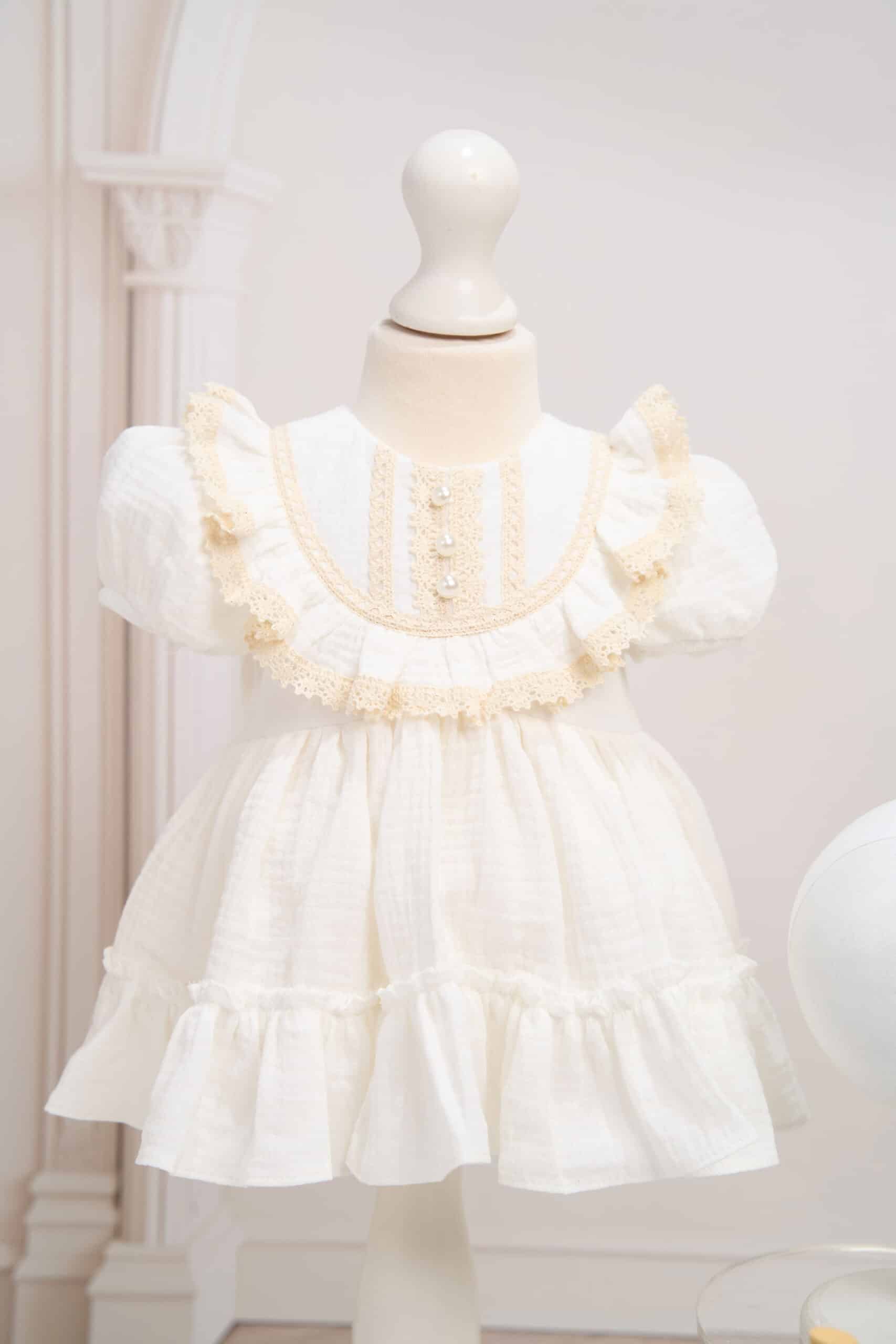 Rochiță Ludmila - ivoire 2 Rochiță Ludmila - ivoire - imagine 2