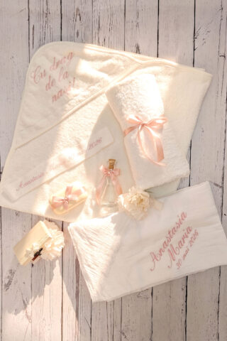 Trusou De Botez Personalizat Roz Nou
