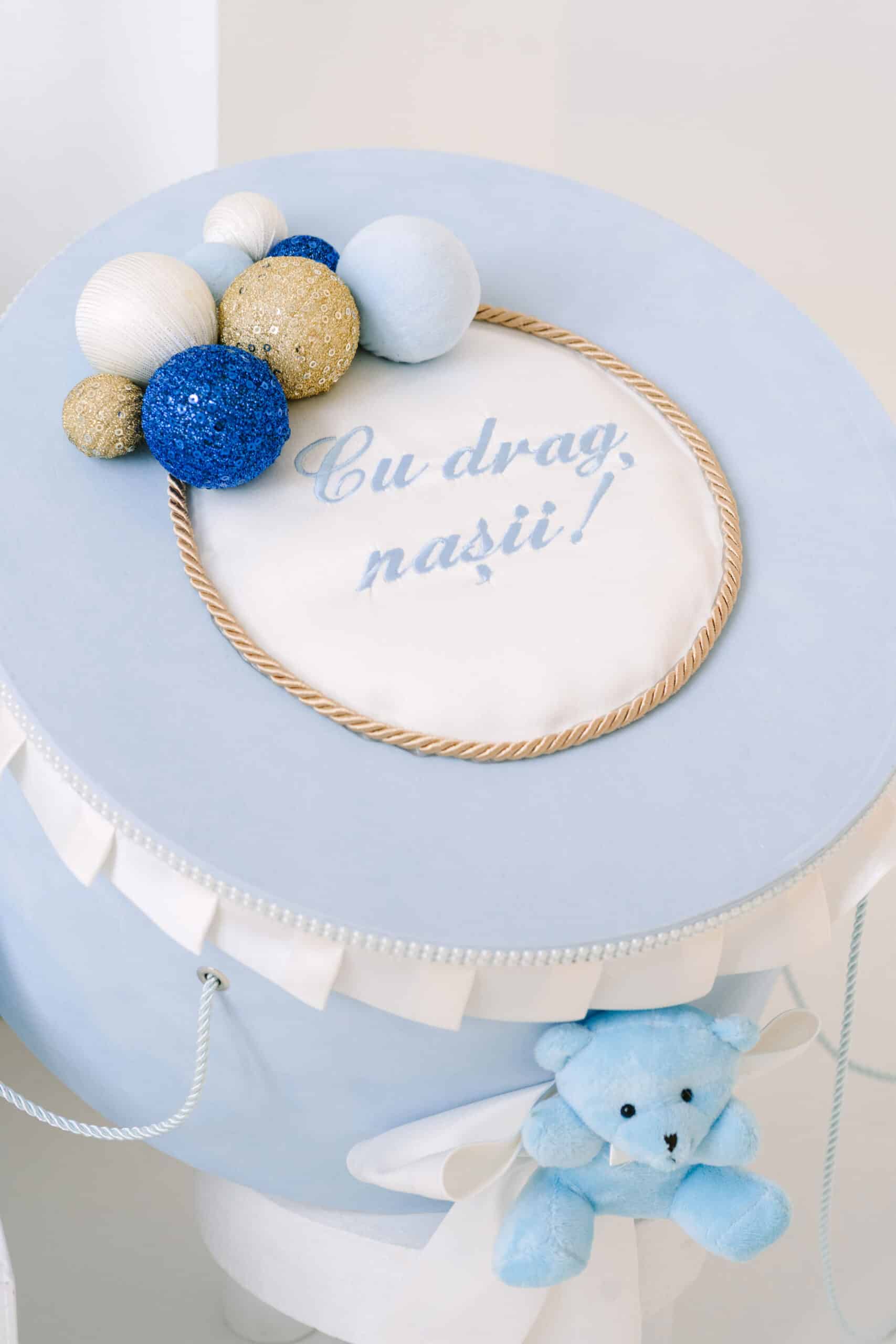 Set complet botez (trusou) - Noah - albastru 6 Set complet botez (trusou) - Noah - albastru - imagine 6