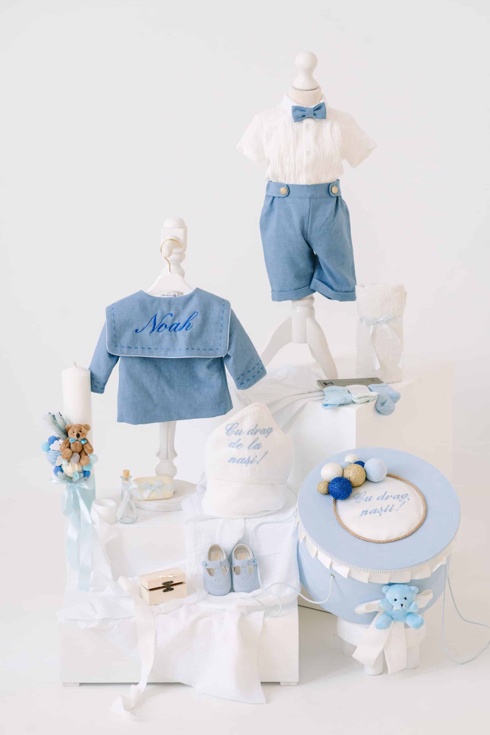 Set complet botez (trusou) - Noah - albastru 2 Set complet botez (trusou) - Noah - albastru - imagine 2