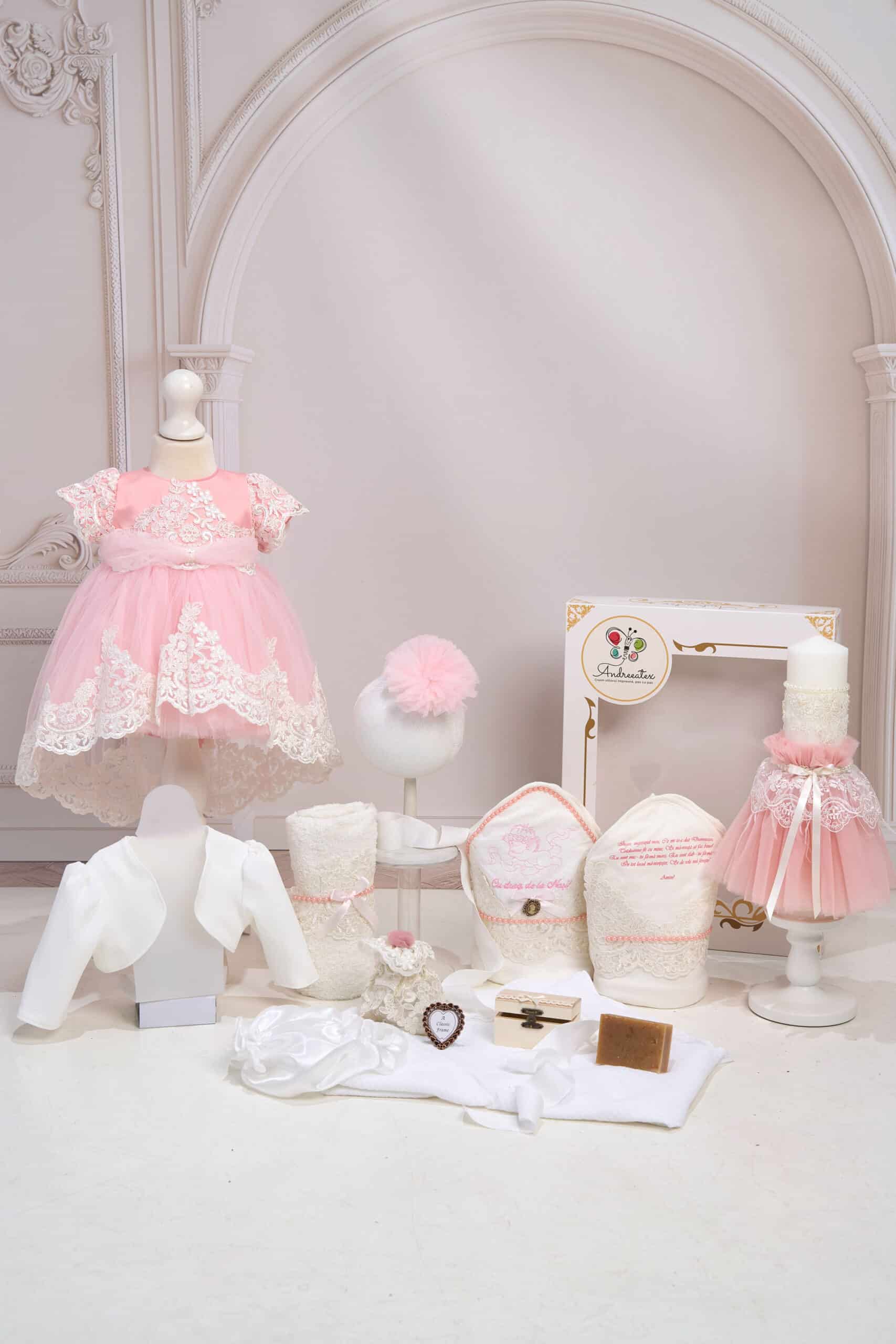 Set Caroline roz + Trusou + Lumânare - roz 1 Set Caroline roz + Trusou + Lumânare - roz