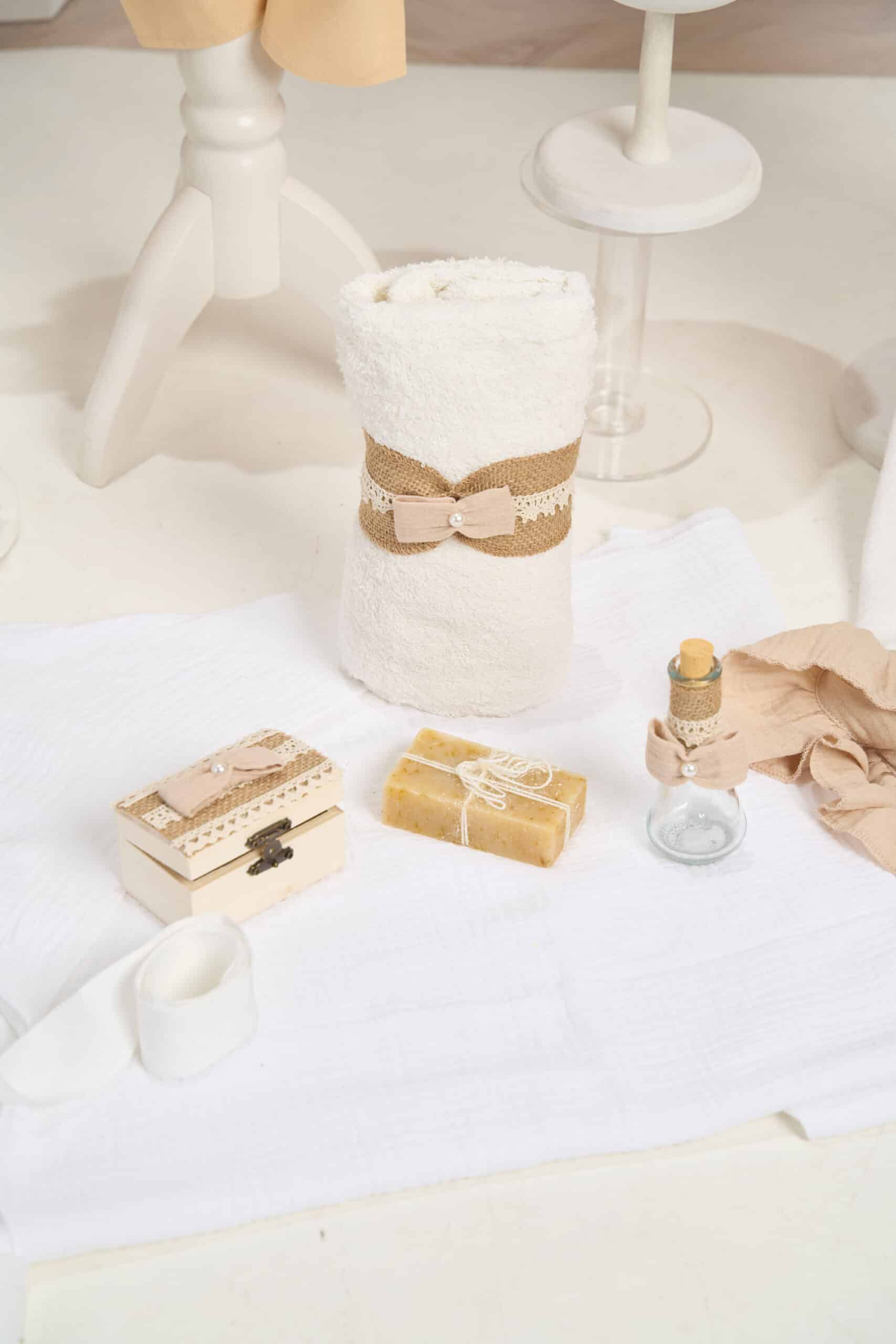 Set David bej + Trusou + Lumânare 3 Set David bej + Trusou + Lumânare - imagine 3