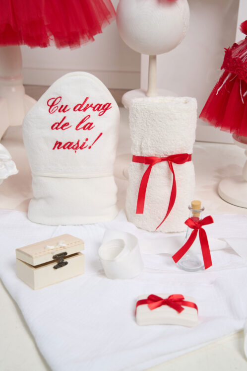 Set Fete Red + Trusou + Lumânare - imagine 2