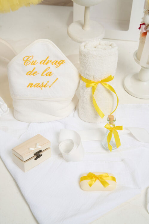 Set Fete Yellow + Trusou + Lumânare - imagine 3