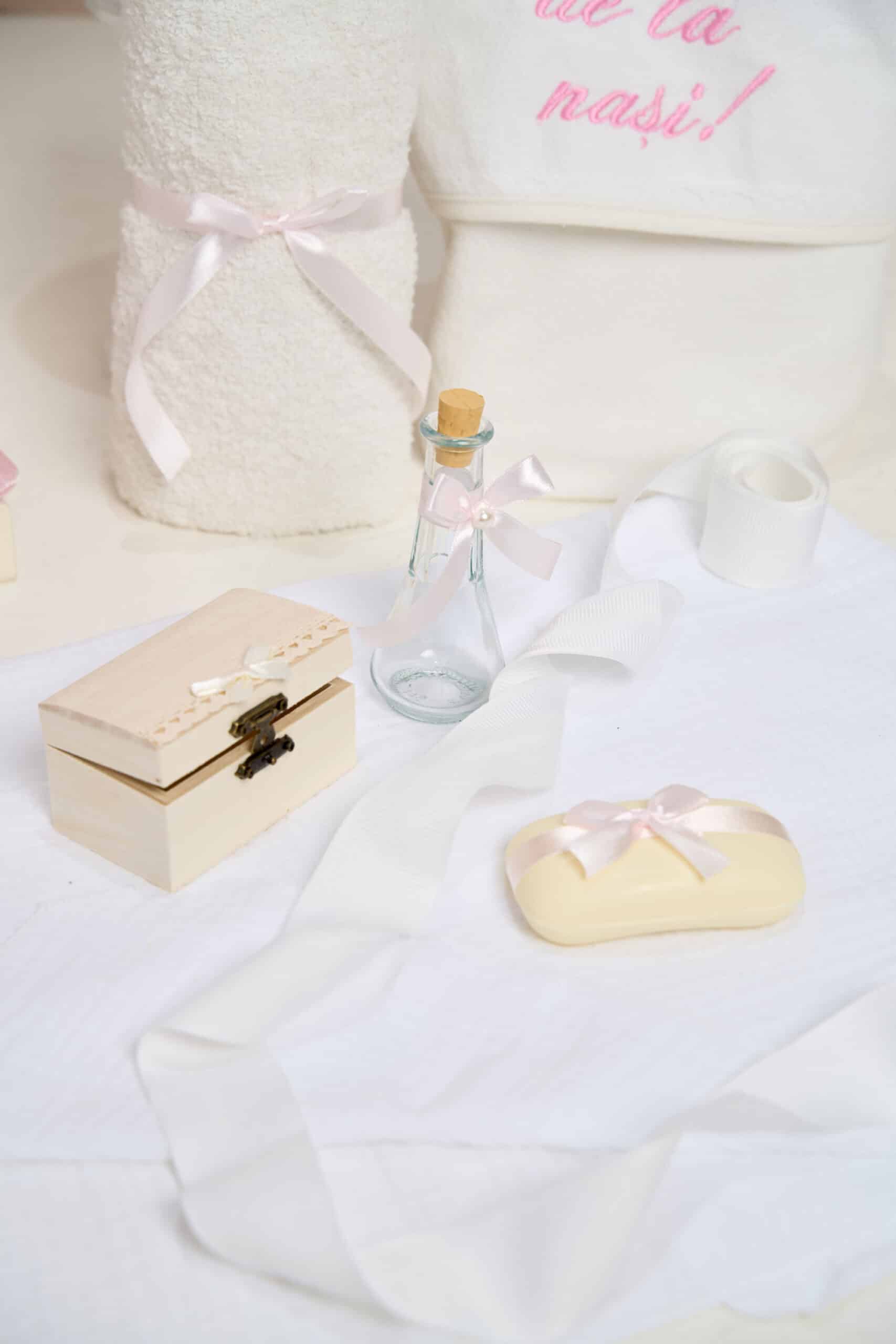 Set Fleur + Trusou + Lumânare - roz 10 Set Fleur + Trusou + Lumânare - roz - imagine 10