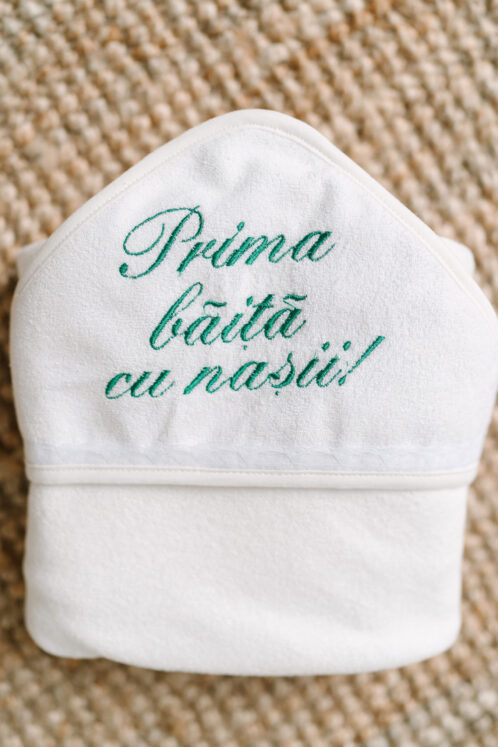 Prosop cu Capișon pentru bebeluși - Prima Băiță cu Nașii - verde - imagine 4
