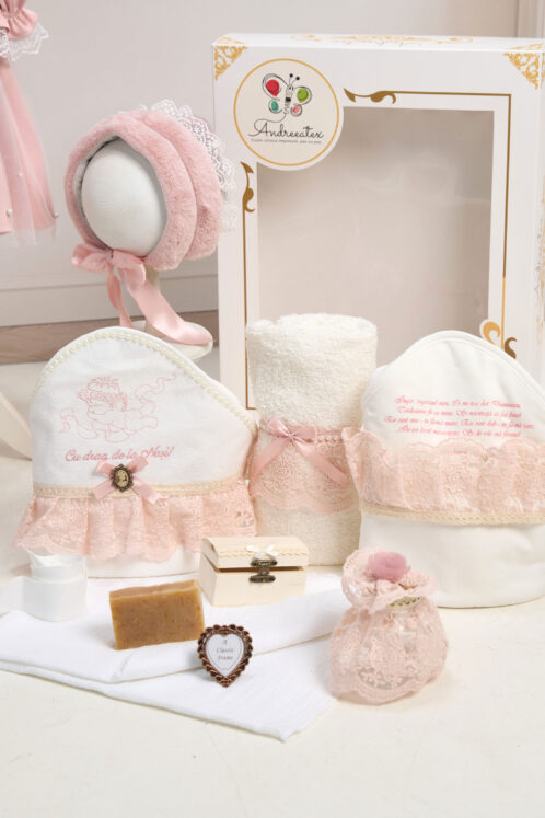 Set botez Celeste și palton Anne + Trusou + Lumânare - roz - imagine 4
