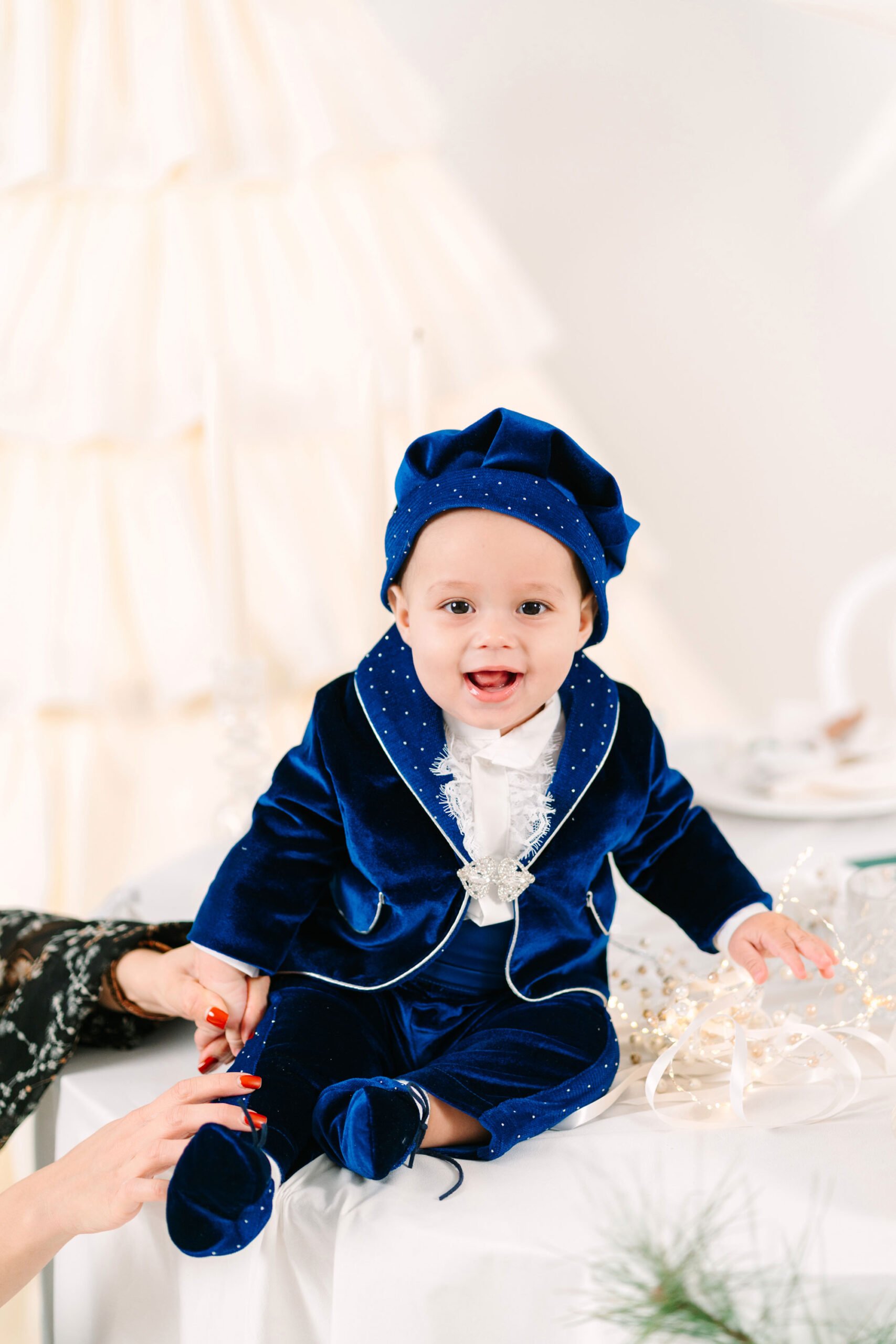 Costum botez cu Aripi - Serafim - albastru royal 4 Costum botez cu Aripi - Serafim - albastru royal - imagine 4