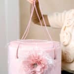 Cufăr botez FLOARE buretat din catifea pufoasă - roz