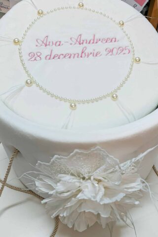 Varianta Cu Personalizare Cufere Floare Ivoire