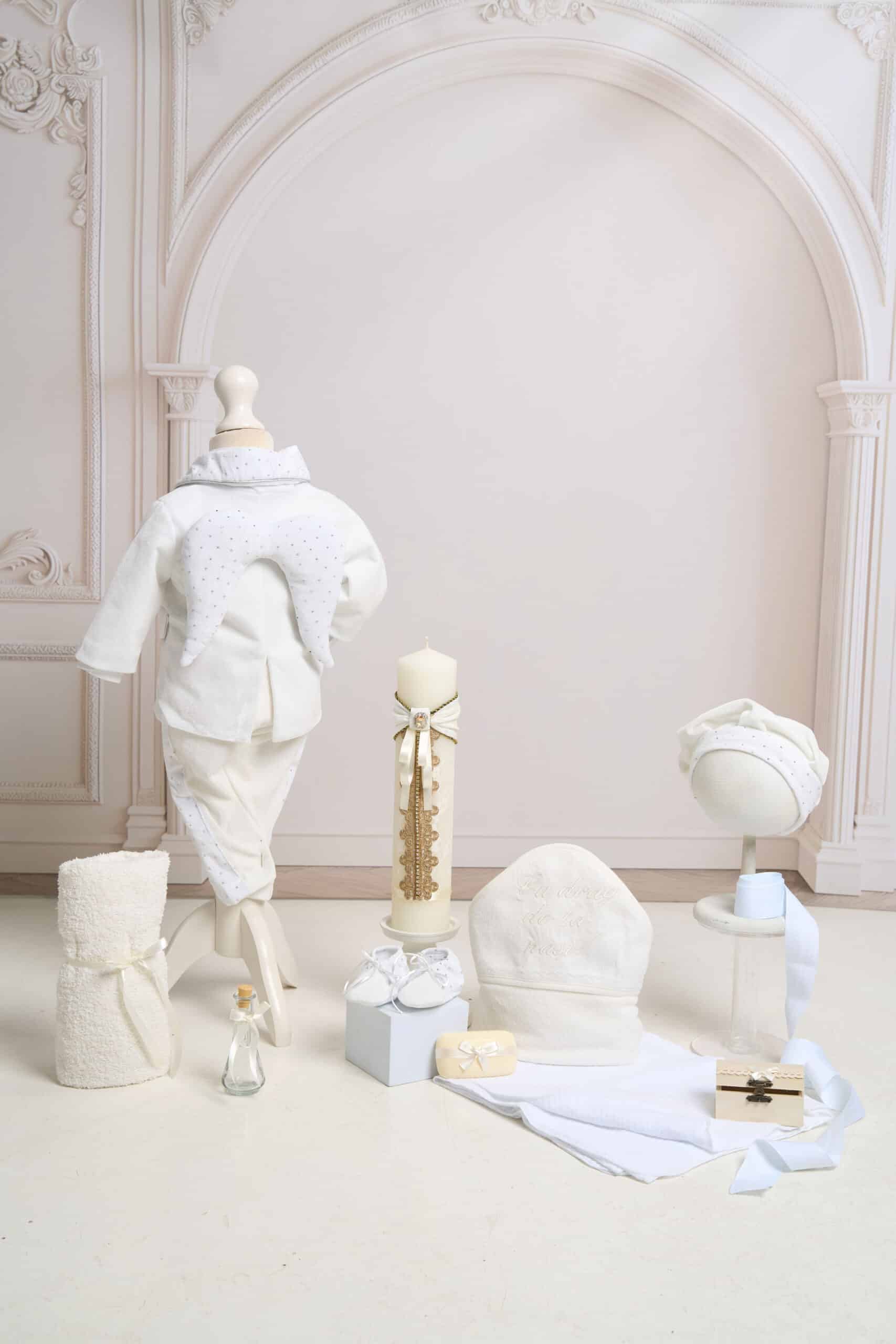 Costum botez cu Aripi - Serafim - alb 2 Costum botez cu Aripi - Serafim - alb - imagine 2