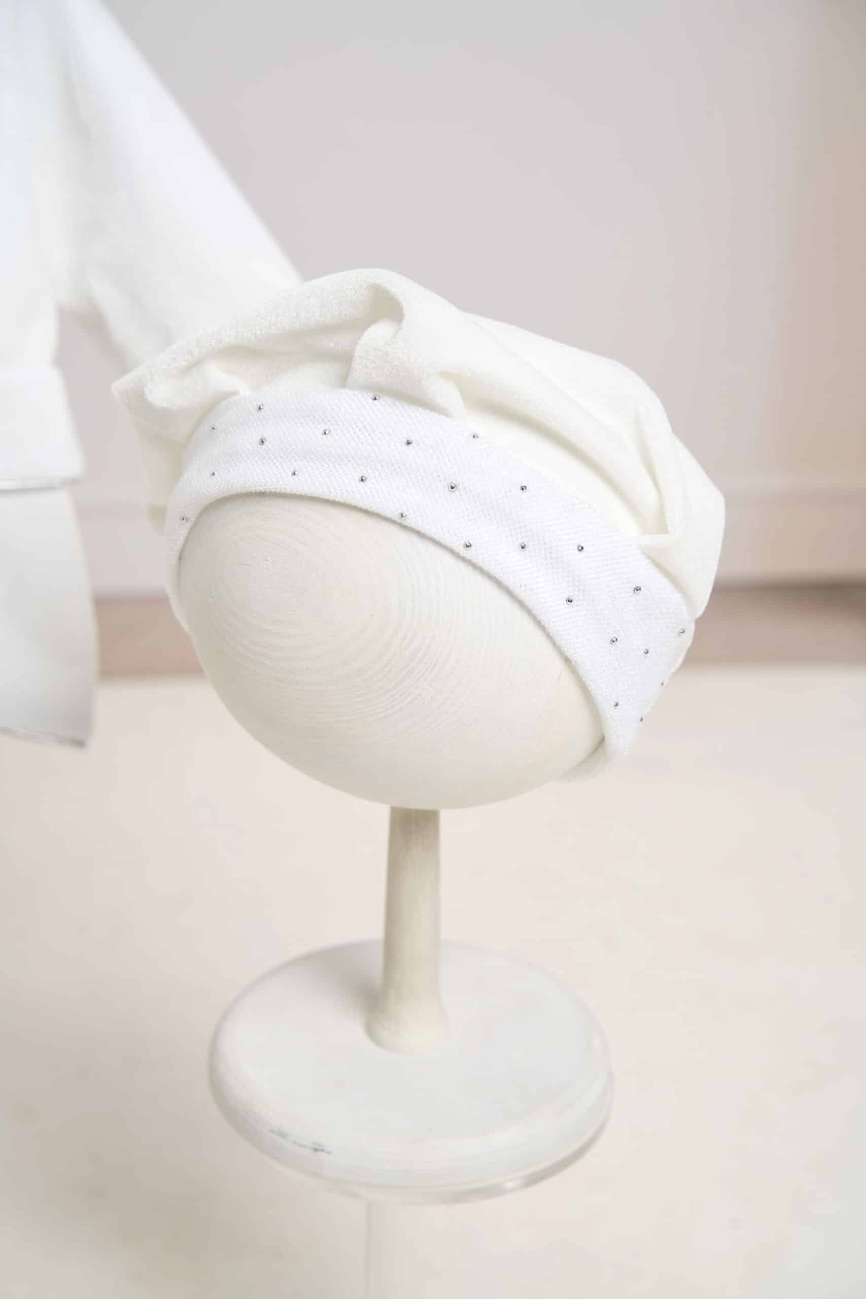 Costum botez cu Aripi - Serafim - alb 10 Costum botez cu Aripi - Serafim - alb - imagine 10