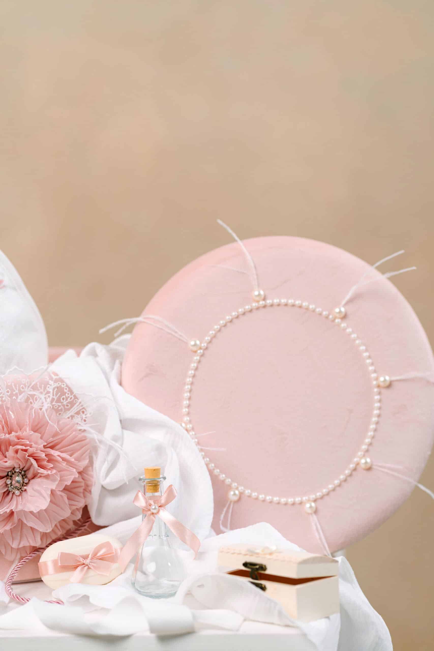 Pachet botez -20% REDUCERE – Cufăr FLOARE buretat + Trusou PureBebe - roz 3 Pachet botez -20% REDUCERE – Cufăr FLOARE buretat + Trusou PureBebe - roz - imagine 3