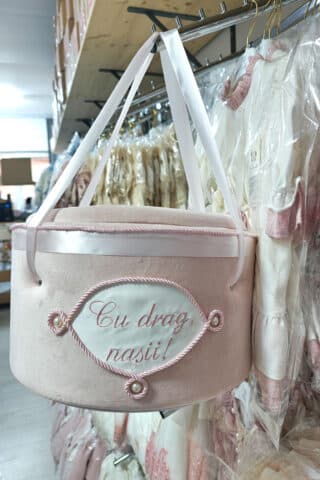 Cufăr botez COLOR buretat din catifea pufoasă - ROZ