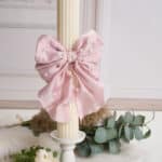 Lumânare botez A33 cu fundă elegantă și perle - roz