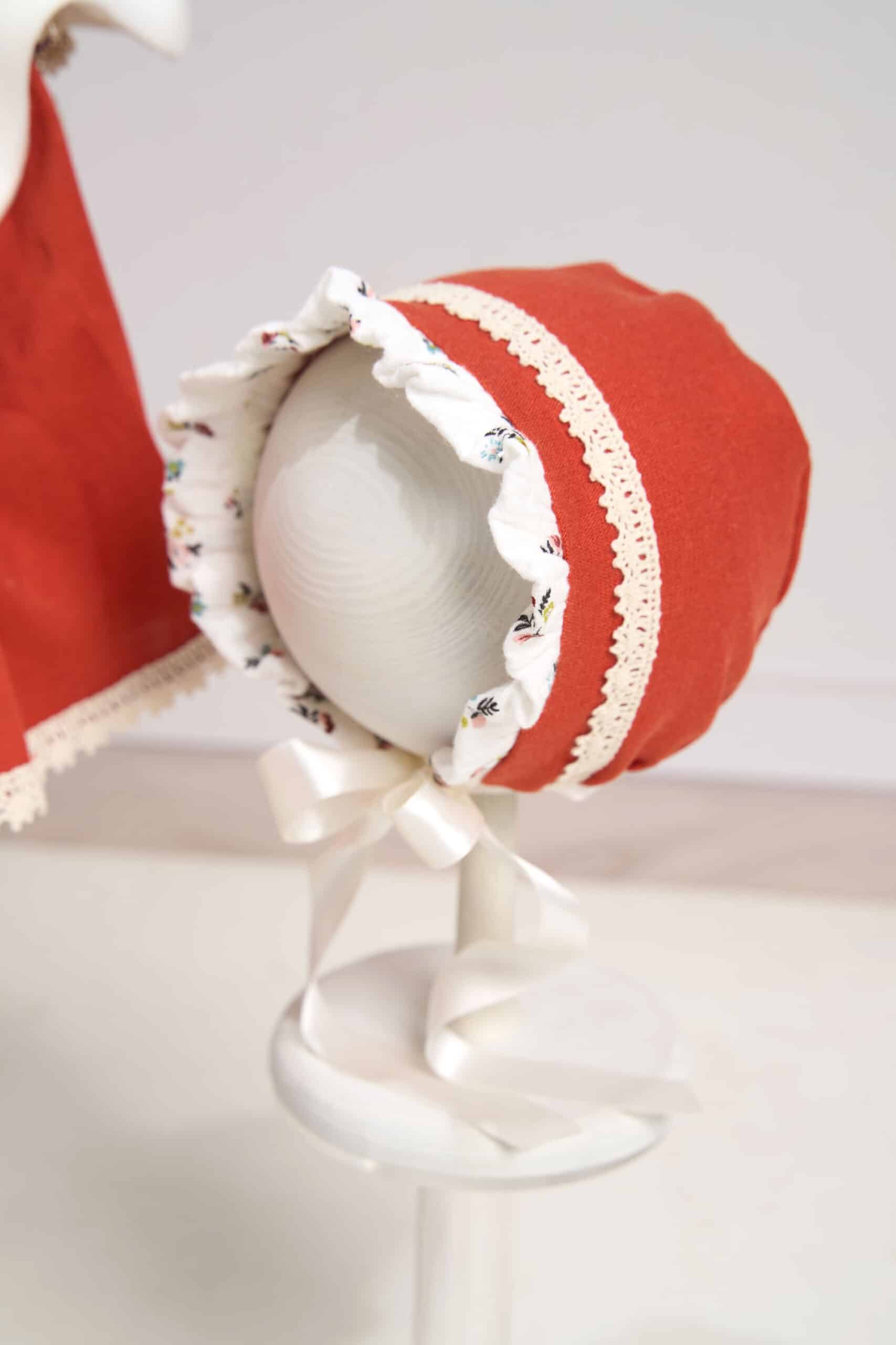 Set botez Capă + Rochie Pavlova - Roșu Scorțișoară 4 Set botez Capă + Rochie Pavlova - Roșu Scorțișoară - imagine 4