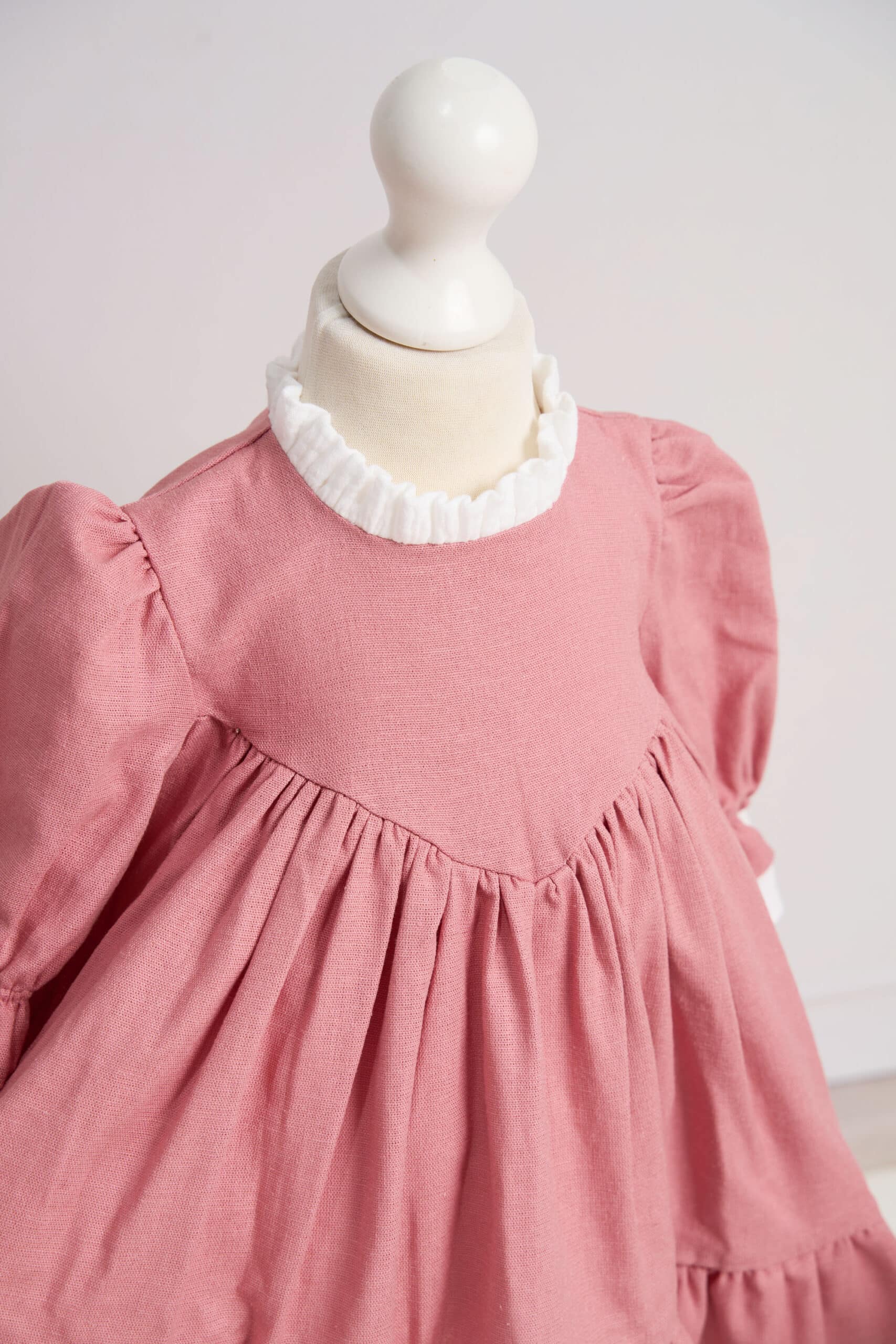 Set esențial botez Petit Coeur și Capă + Trusou + Lumânare - roz 7 Set esențial botez Petit Coeur și Capă + Trusou + Lumânare - roz - imagine 7