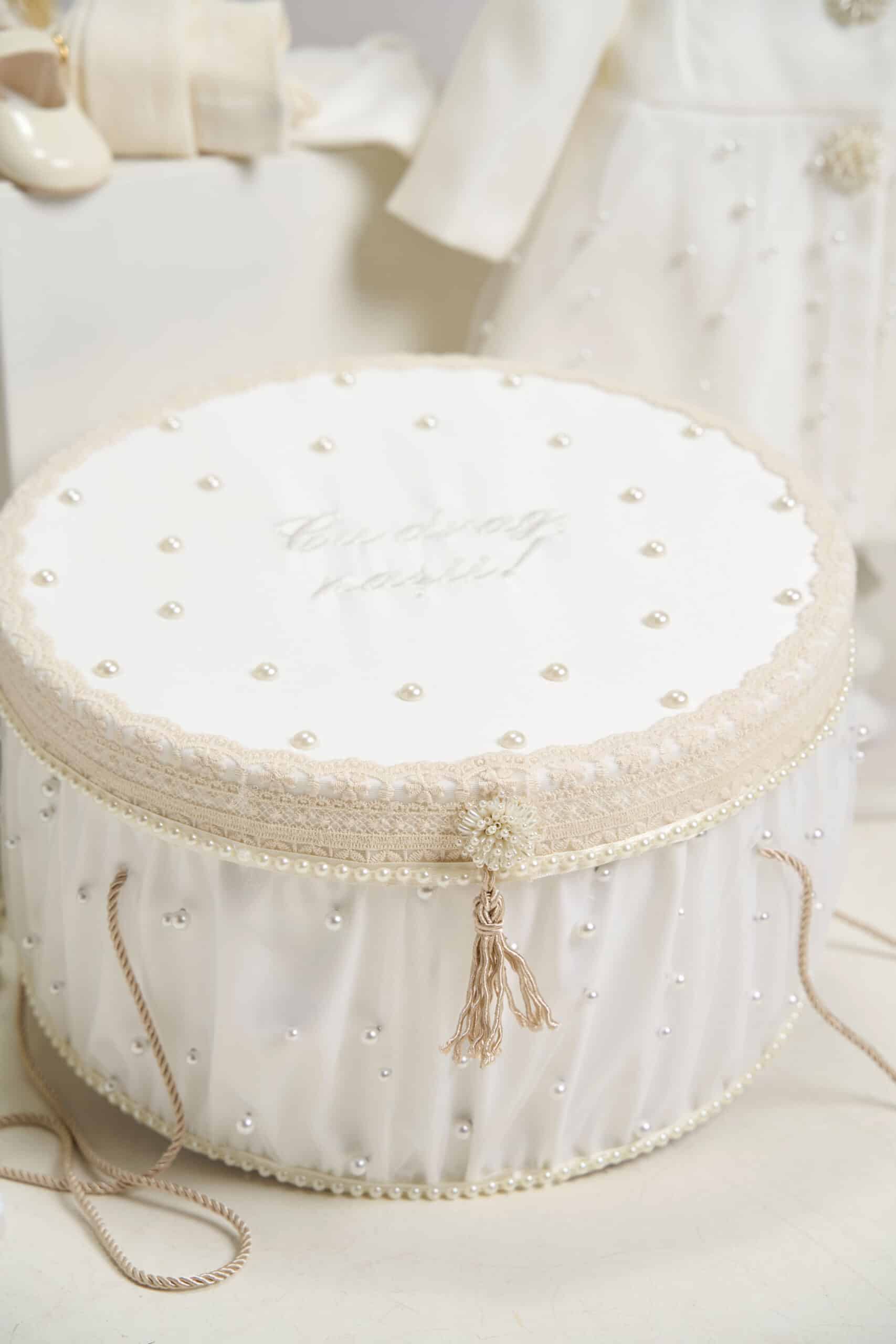 Set botez complet botez (trusou) - Olympia - ivoire - Varianta 2 6 Set botez complet botez (trusou) - Olympia - ivoire - Varianta 2 - imagine 6