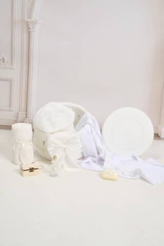 Pachet botez -20% REDUCERE – Cufăr Borangic buretat + Trusou PureBebe - ivoire