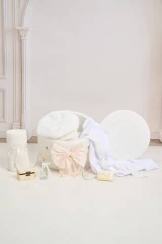 Pachet botez -20% REDUCERE – Cufăr Borangic buretat + Trusou PureBebe - grej