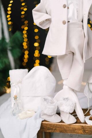 Set De Botez Baieti Stofa Jacheta Blana Mihail Ivoire Andreeatex