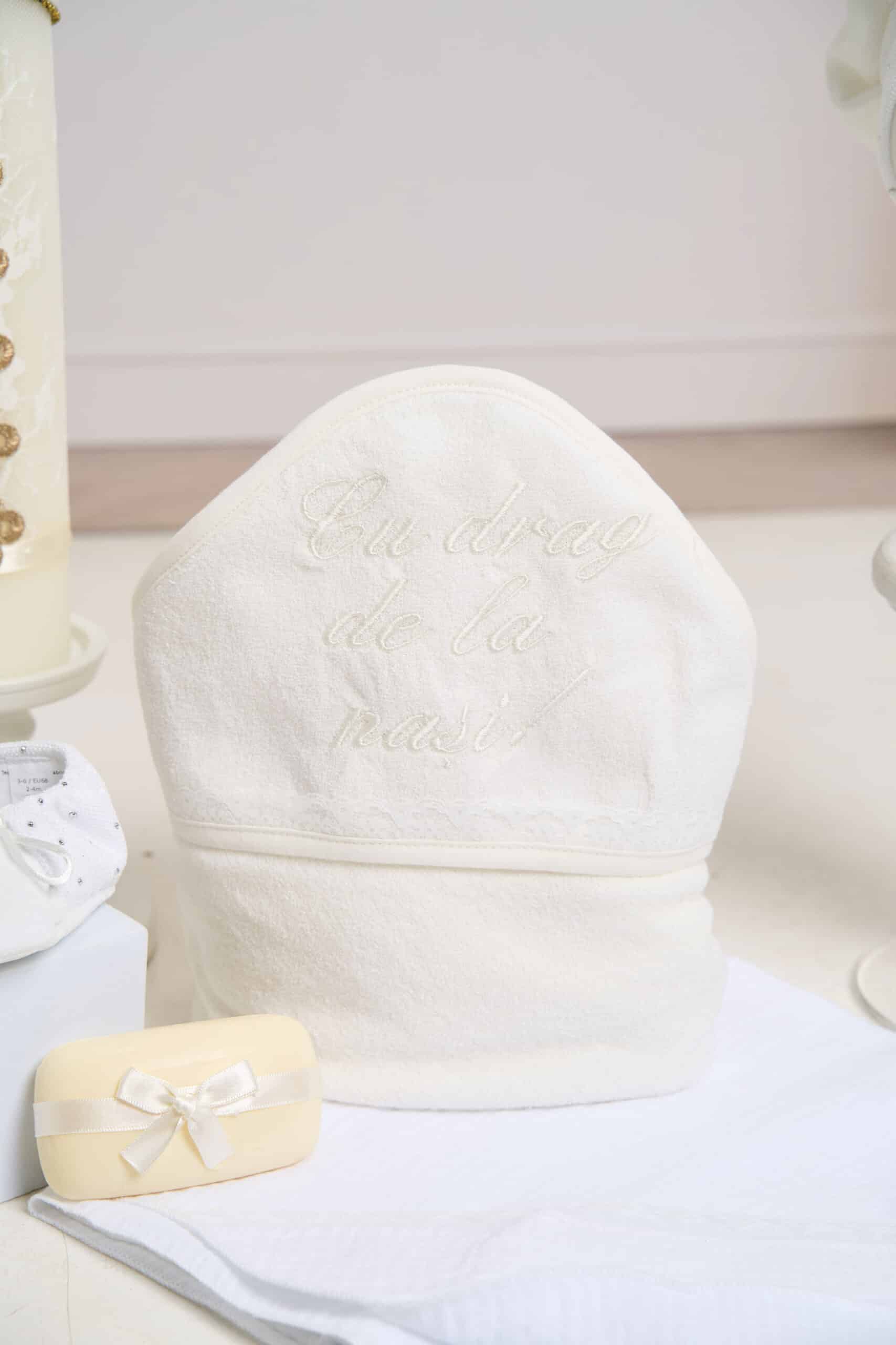 Set esențial de botez Serafim - Alb-ivoire 7 Set esențial de botez Serafim - Alb-ivoire - imagine 7