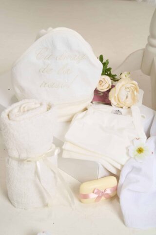 Trusou Complet De Botez Fete Divine Ivoire