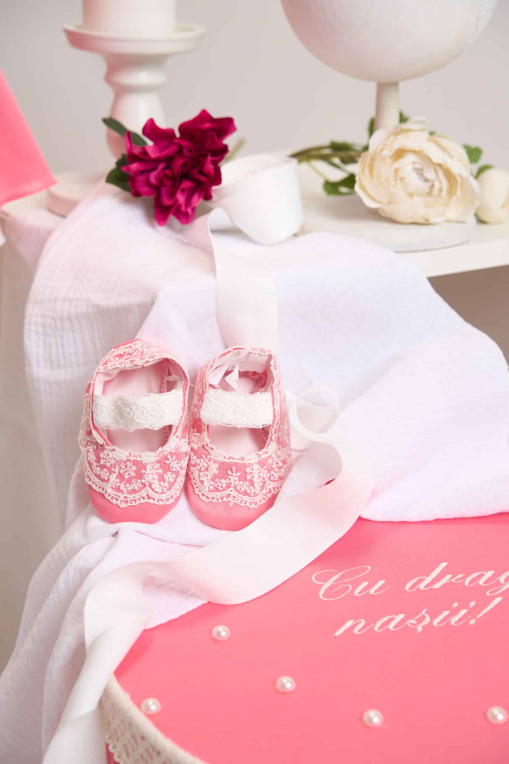Set complet botez (trusou) - Valerie - coral (mânecă scurtă) 8 Set complet botez (trusou) - Valerie - coral (mânecă scurtă) - imagine 8