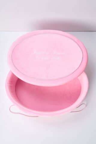 Cufăr botez oval Velvet - buretat - roz barbie