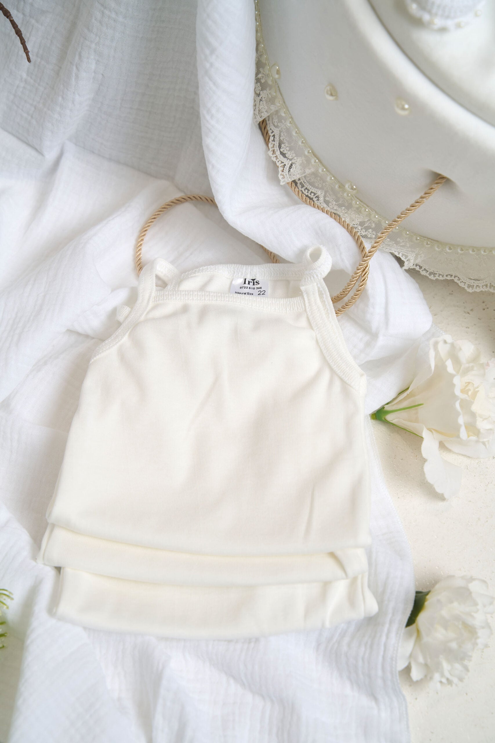 Set complet botez (trusou) - Claire - alb (mânecă scurtă) 11 Set complet botez (trusou) - Claire - alb (mânecă scurtă) - imagine 11