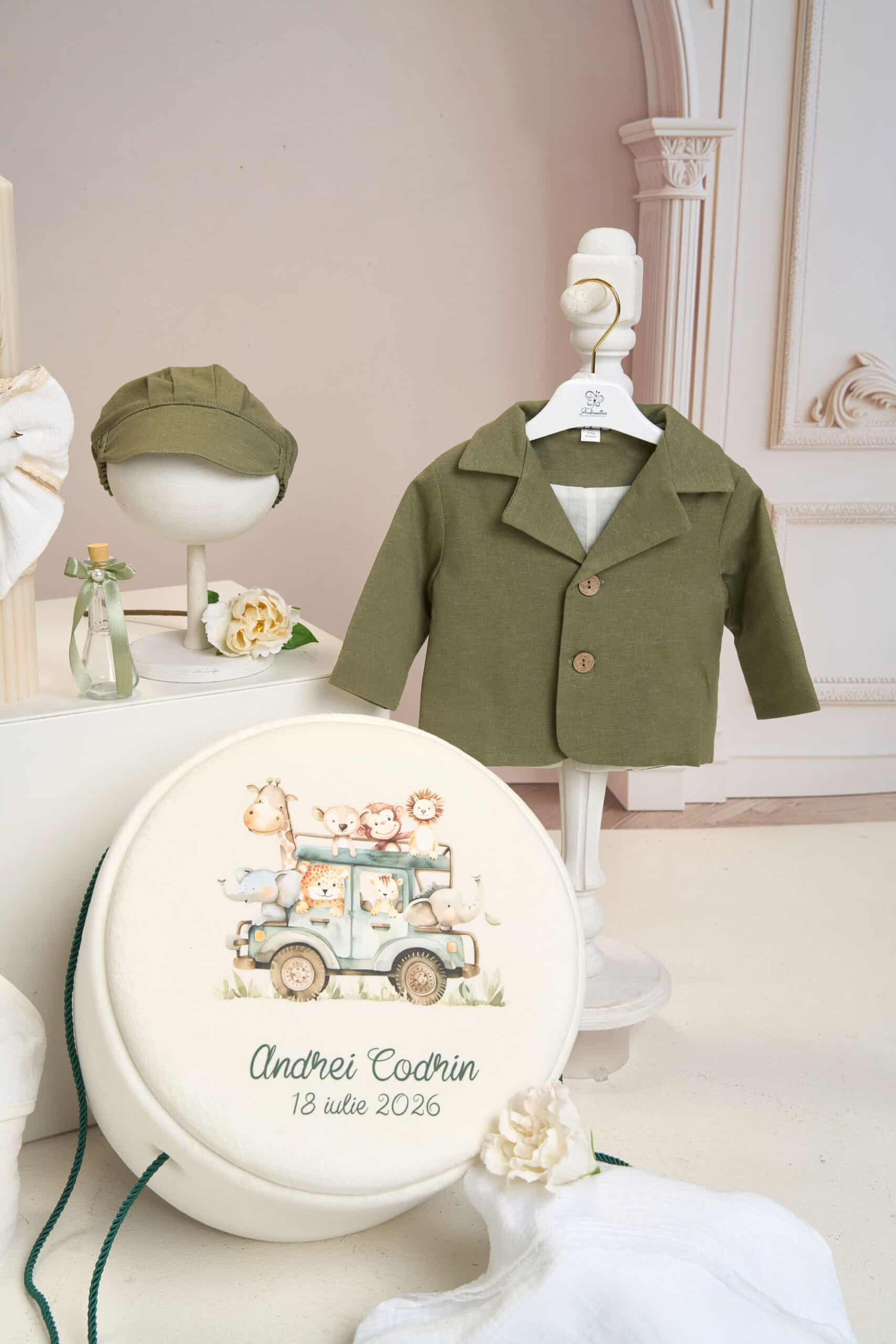 Set complet botez (trusou) - Dan - verde olive 2 Set complet botez (trusou) - Dan - verde olive - imagine 2