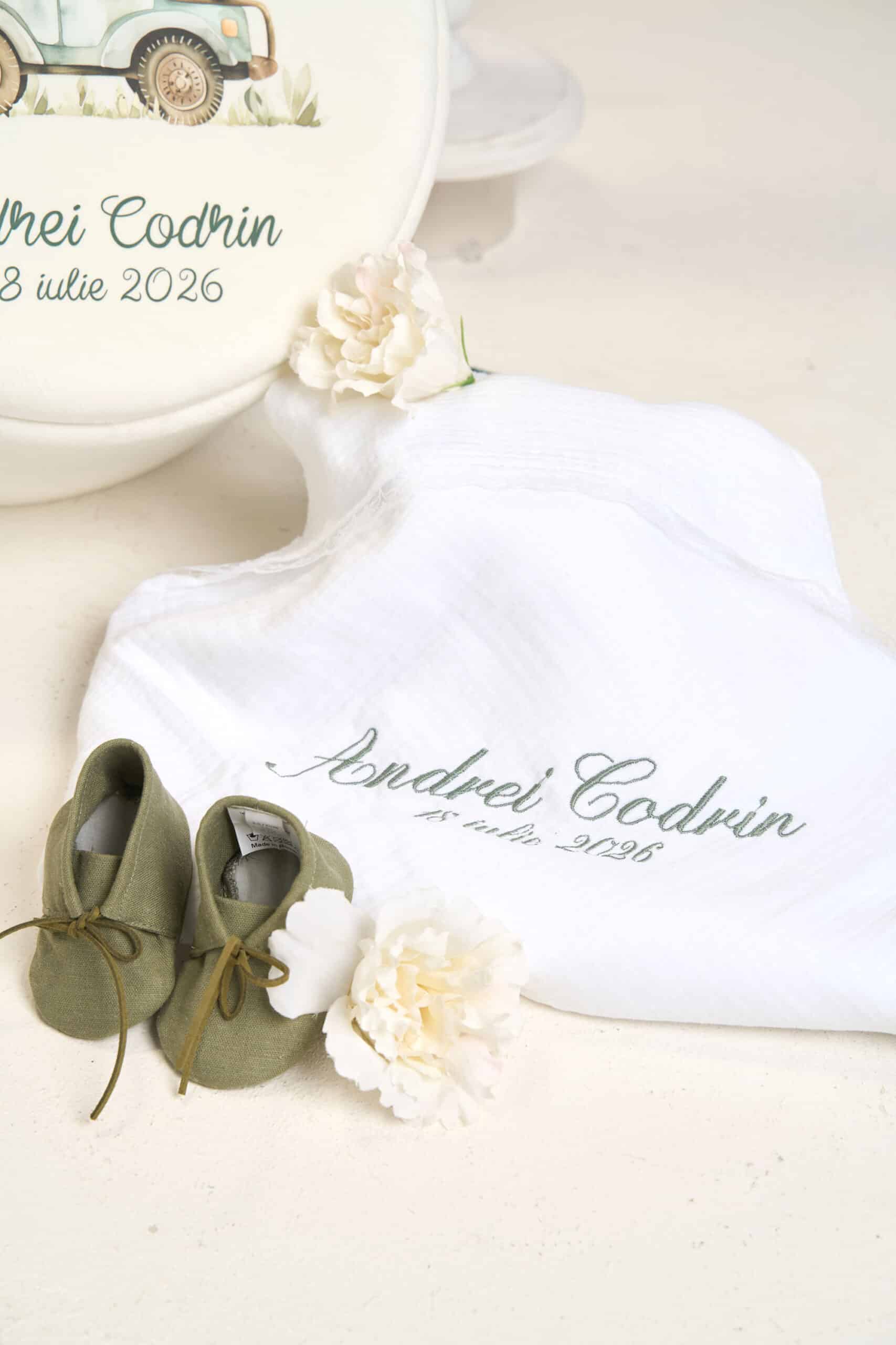 Set complet botez (trusou) - Dan - verde olive 13 Set complet botez (trusou) - Dan - verde olive - imagine 13