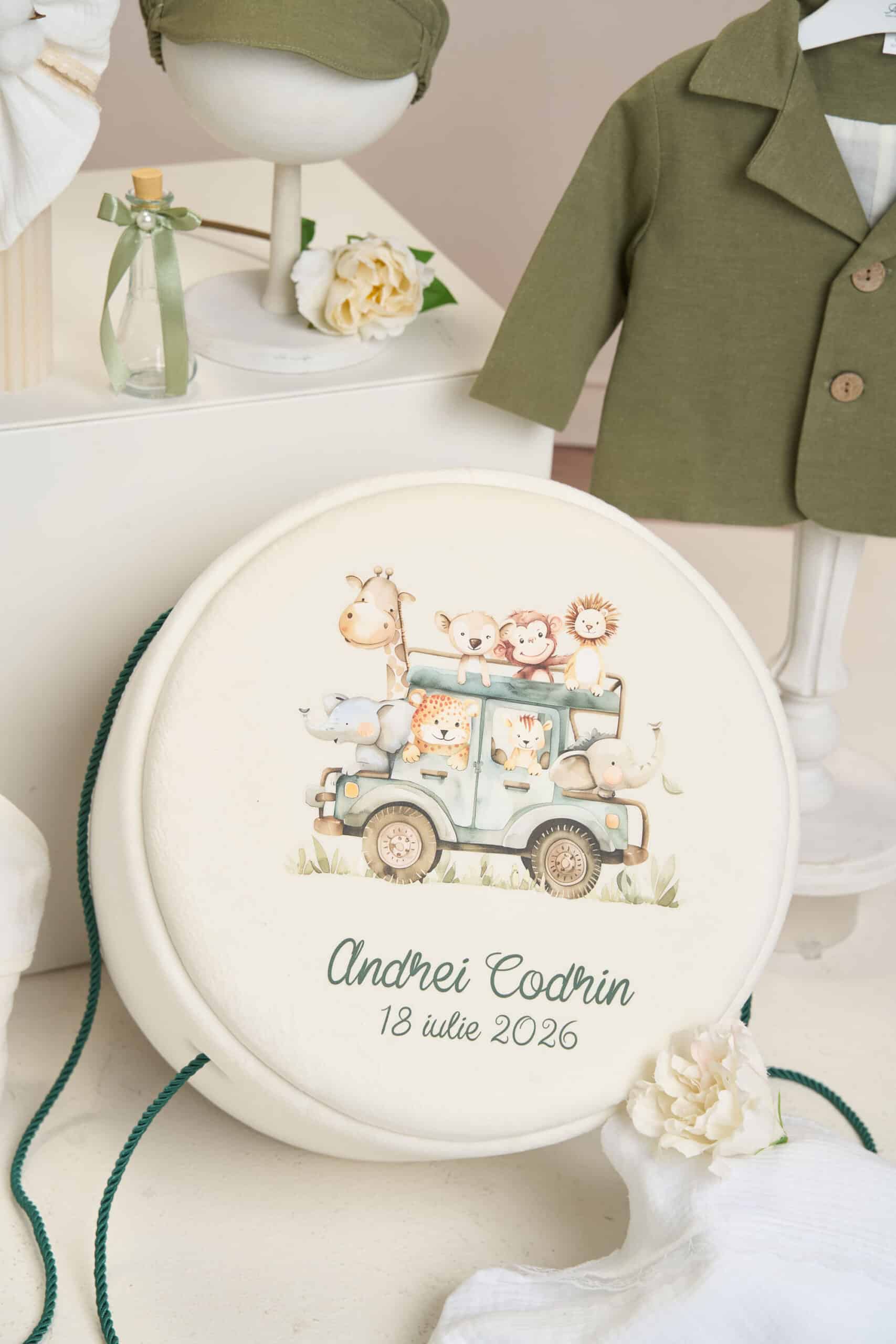 Set complet botez (trusou) - Dan - verde olive 12 Set complet botez (trusou) - Dan - verde olive - imagine 12