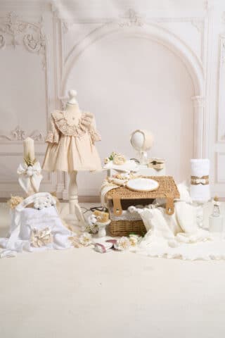 Set complet botez (trusou) - Dantela Bunicii - ivoire (mânecă lungă)