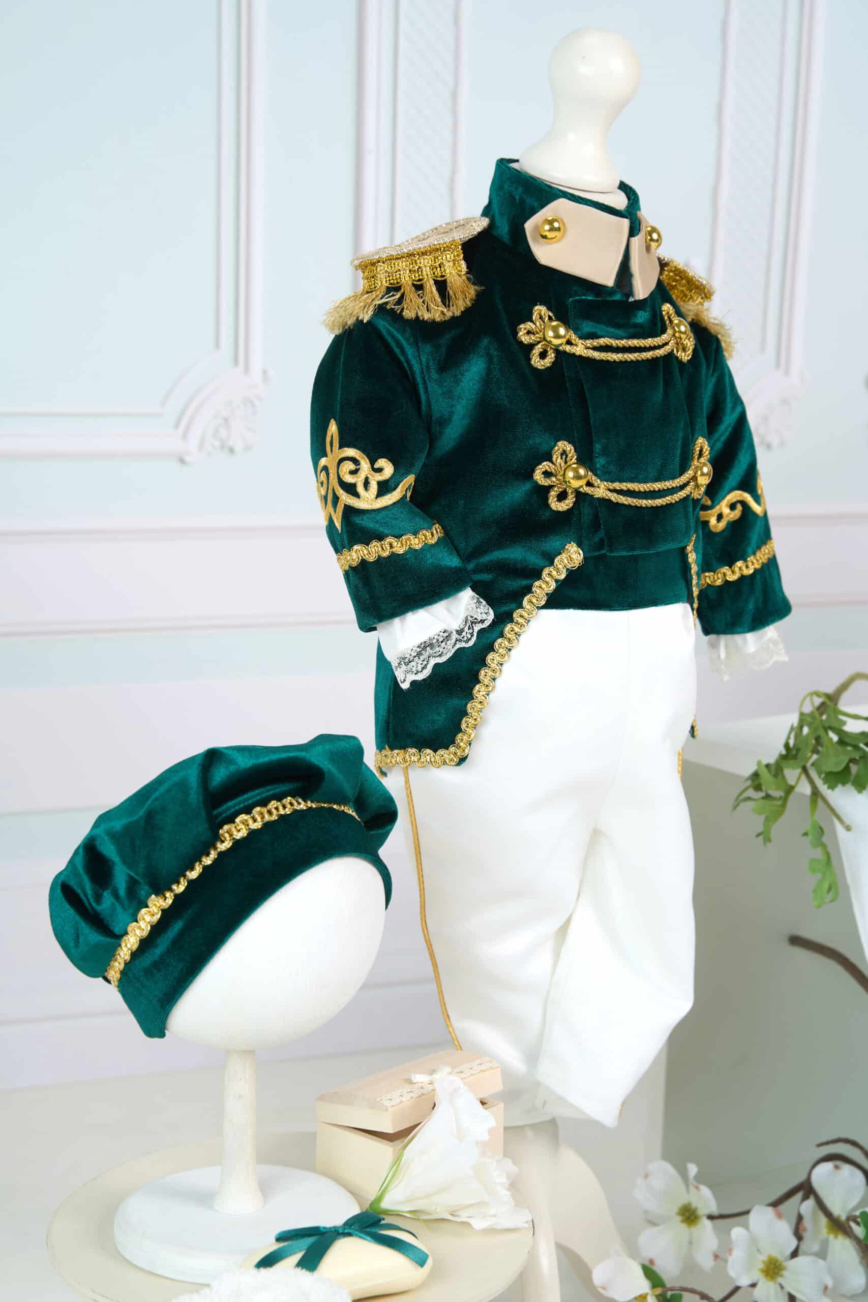 Set complet botez cufar buretat (trusou) - Nikolai - verde 10 Set complet botez cufar buretat (trusou) - Nikolai - verde - imagine 10