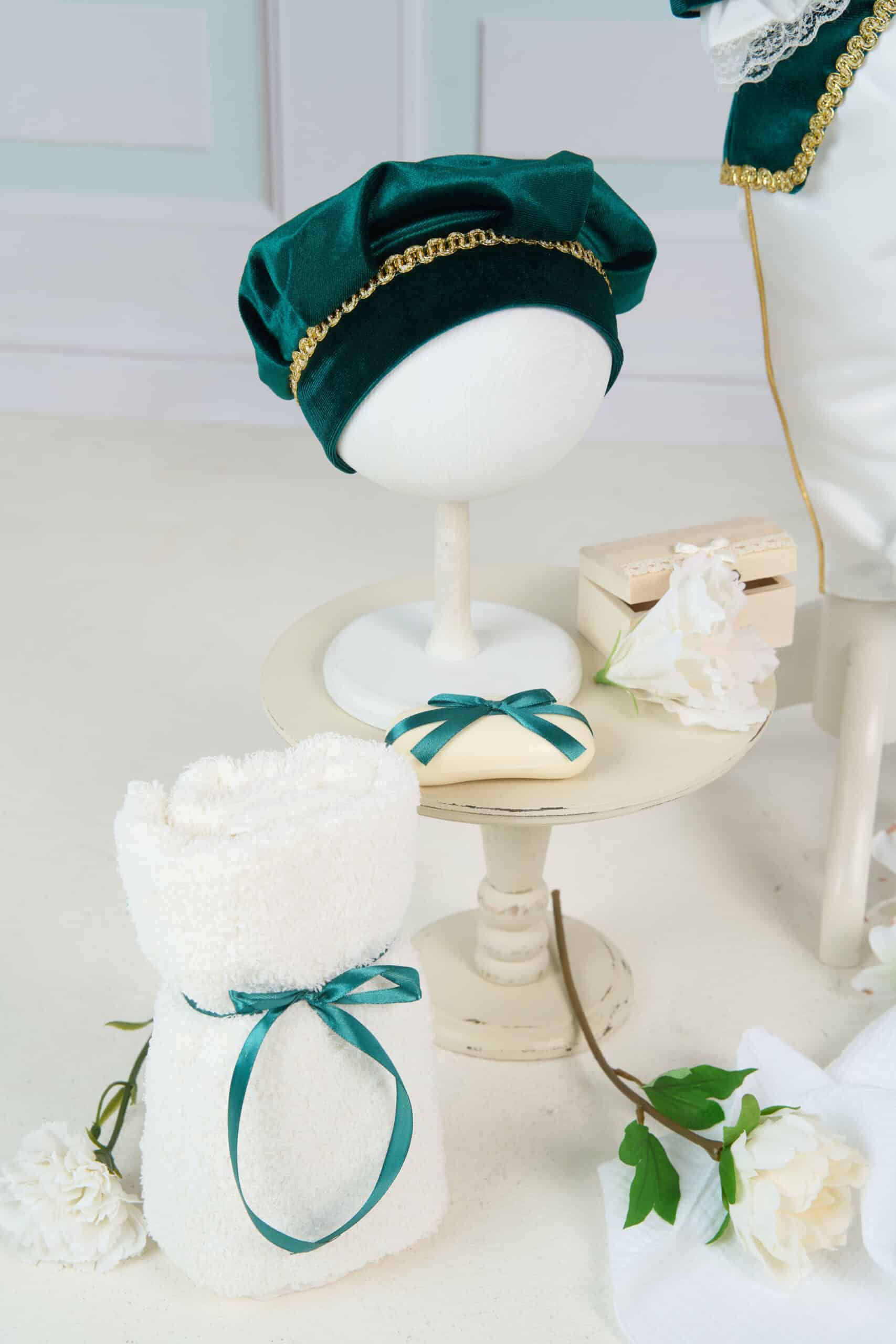 Set complet botez cufar buretat (trusou) - Nikolai - verde 9 Set complet botez cufar buretat (trusou) - Nikolai - verde - imagine 9